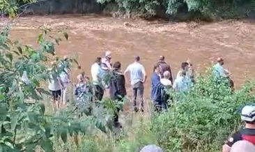 Sel suları piknikteki aileyi yuttu