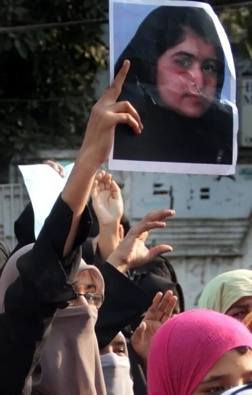 Pakistan bu kız için ayağa kalktı