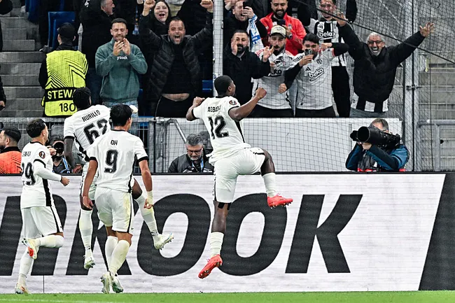 canli-besiktas-crystal-palace-uefa-avrupa-ligi-maci-ilk-11ler-belli-oldu-1792681678542.jpg