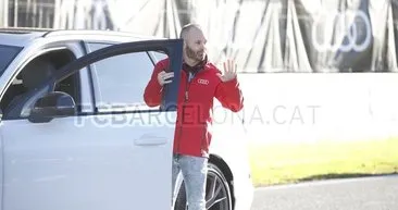 Barcelona'ya araba dağıttılar! Arda hangi modeli seçti?