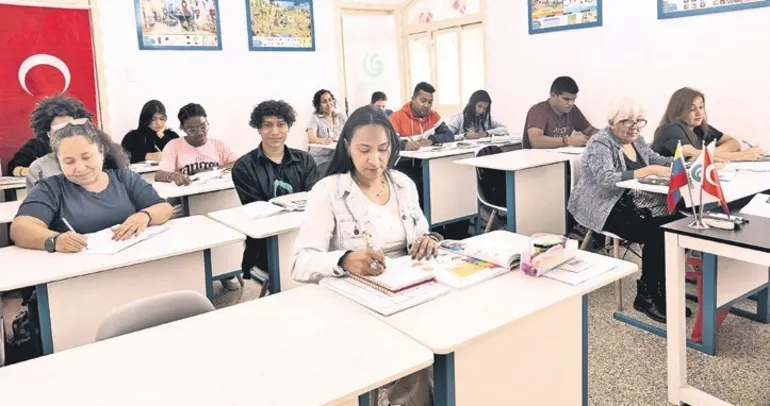 Binlerce kilometre ötede Türk sanatı