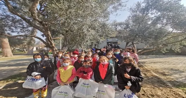 Aydınlı çocuklara giyecek yardımında bulunuldu