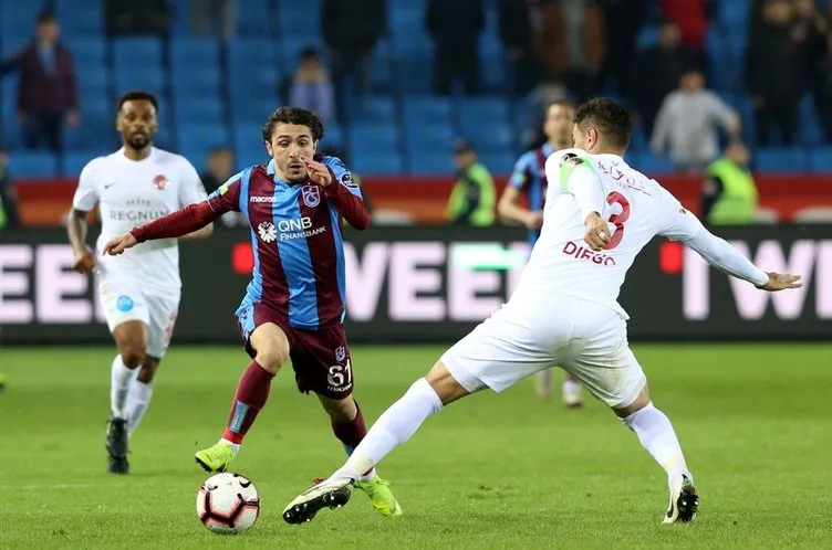 Trabzonspor’un genç yıldızı Abdülkadir Ömür’den flaş transfer açıklaması