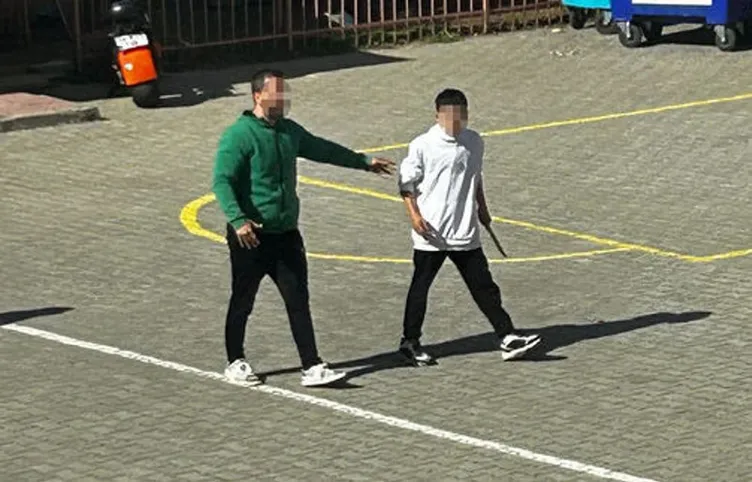 İstanbul’da öğrenci dehşeti: Okulu bıçakla bastı müdür yardımcısını tehdit etti!