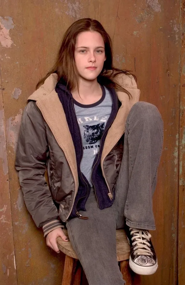 Her yıl imaj değiştiriyor! Kristen Stewart'ın 2002'den bu yana saç stili