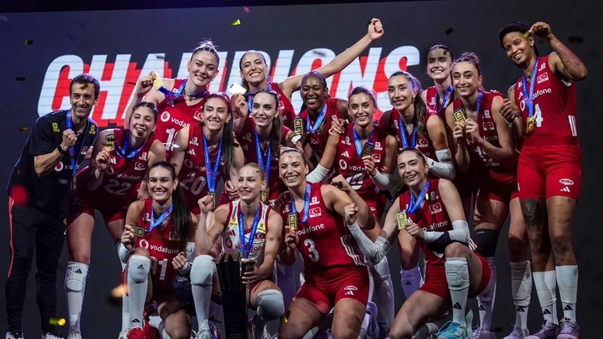 Şampiyonluğun ardından peş peşe tebrikler! Şampiyonluğun ardından peş peşe tebrikler!