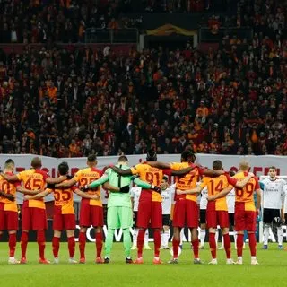 Galatasaray taraftarları Çekmeköy şehitlerimizi unutmadı