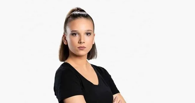 survivor ezgi hocaoglu biyografisi kimdir kac yasinda nereli 2020 survivor ezgi hocaoglu boyu kac meslegi ne iste detaylar medya haberleri