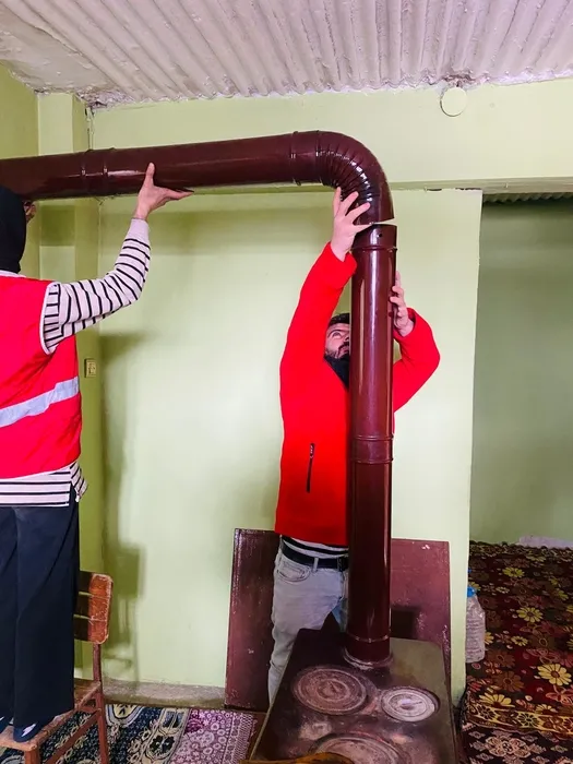 Kızılay Ağrı Şubesi, zorlu kış şartlarına rağmen yardımlarını sürdürüyor