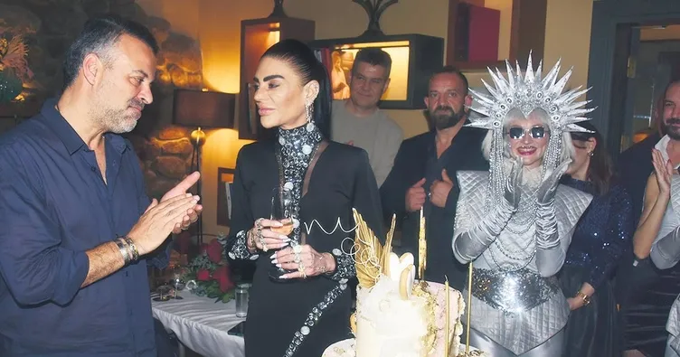 Süreyya Yalçın’a dillere destan doğum günü