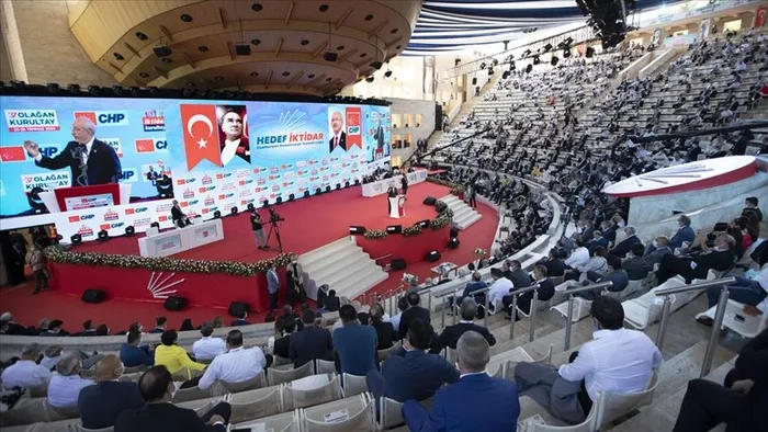CHP Genel Merkezinde esrarengiz koliler... Kemal Kılıçdaroğlu bundan sonra ne yapacak?