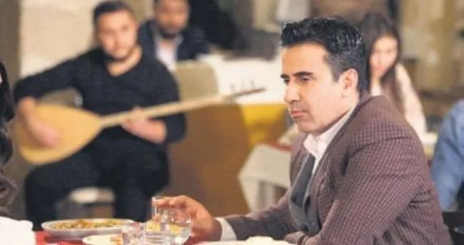 Kirmizi Gul Demet Demet Turkusu Aglatti Son Dakika Haberler