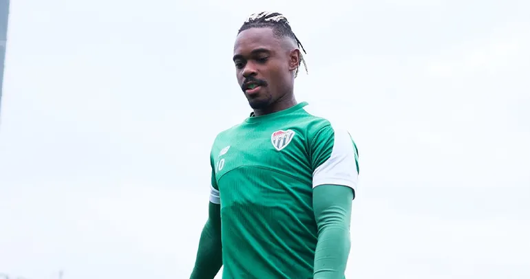 Bursaspor’da Lincoln Henrique sakatlandı!