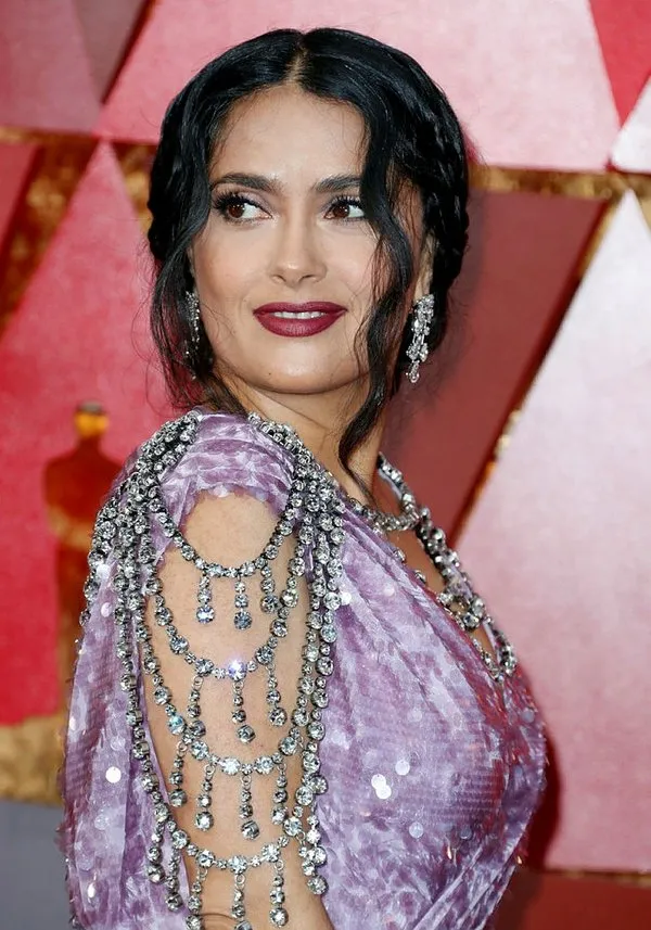 Demet Akalın'dan Salma Hayek'e: Bunu ben bile giymem