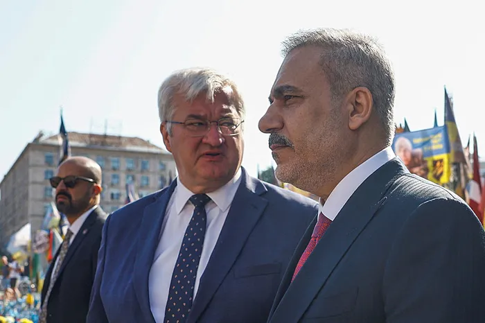 son-dakika-bakan-fidan-savasin-karadenize-tasinmasini-istemiyoruz-1784189508897.jpg SON DAKİKA| Bakan Fidan ve Ukraynalı mevkidaşından müzakere mesajı: Zelenskiy ve Putin görüşmesi için İstanbul’u işaret etti