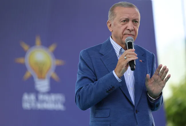 son-dakika-baskan-erdogandan-imamogluna-tepki-pazarciyla-kavga-ediyor-boyle-idarecilik-olmaz-1685117342956.jpg