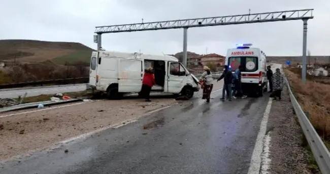 Kırıkkale’de kontrolden çıkan kamyonet devrildi: 1 ölü, 3’ü çocuk 7 yaralı