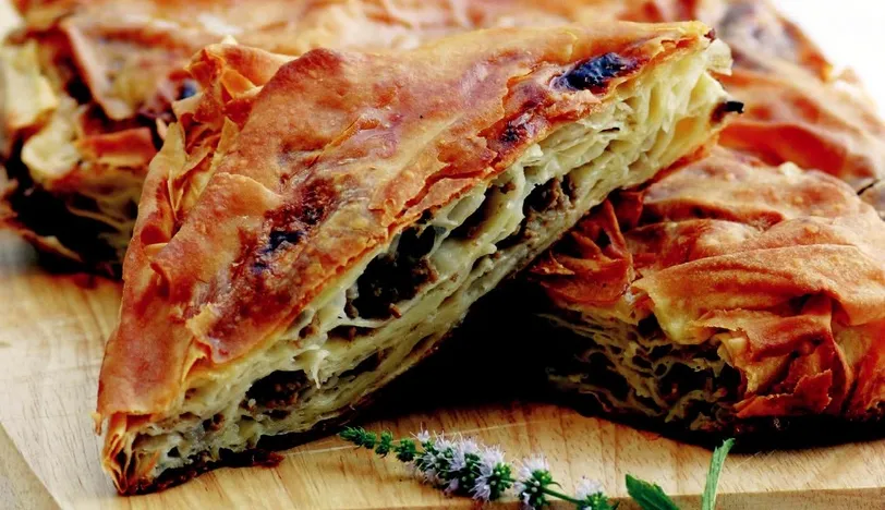 Yalancı Saray Böreği