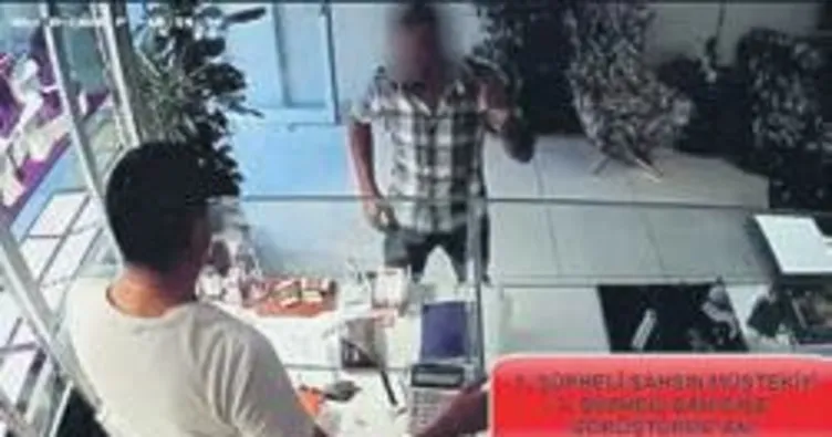 Sahte EFT ile kuyumcu dolandırdı