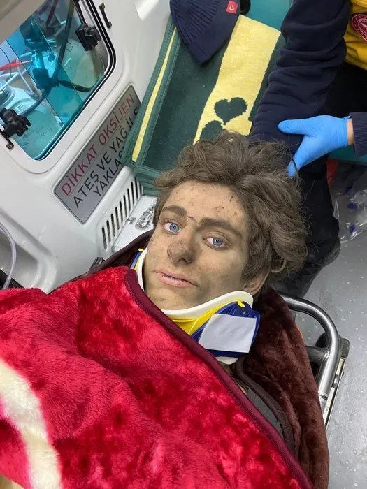 SON DAKİKA: Deprem’de 90. saat mucizesi! 10 günlük Yağız bebek ve annesi herkesi ağlattı