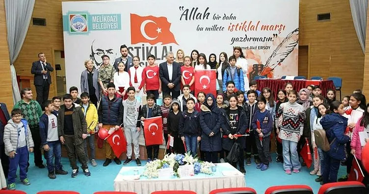 Melikgazi’de İstiklal Marşını güzel okuma yarışması düzenlendi
