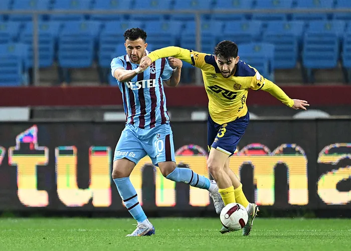 son-dakika-trabzonspor-haberi-yeni-firtina-yukleniyor-1717226895130.jpeg