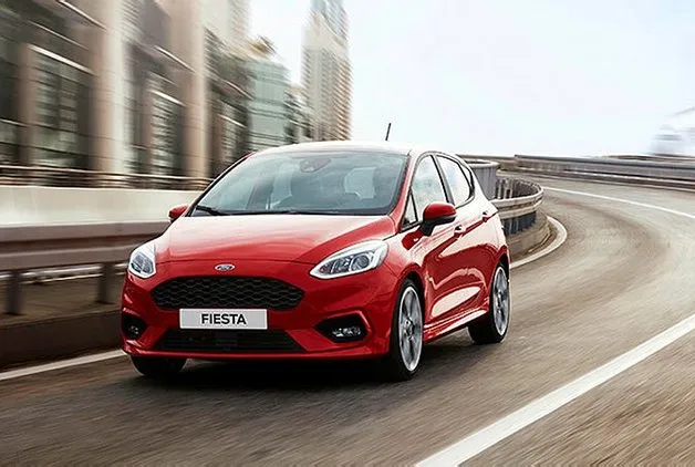 FORD FİESTA YENİ MOTOR SEÇENEĞİNE SAHİP