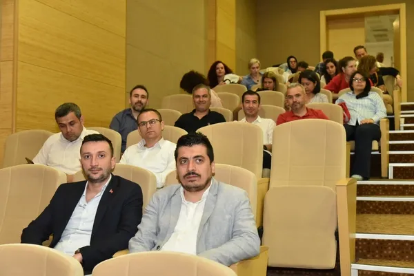 manisada-kamu-gorevlilerine-disiplin-ve-yargilama-surecleri-egitimi-verildi-1746545027048.jpg