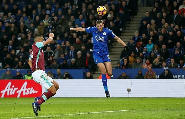 Beşiktaş, Cenk Tosun'un alternatifini İngiltere'de buldu
