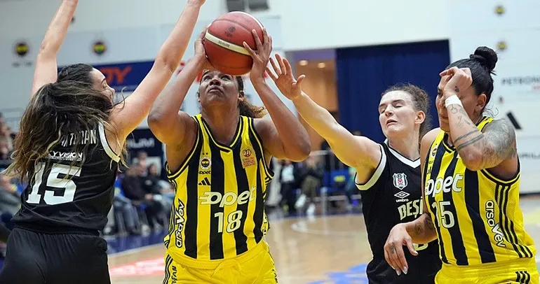Fenerbahçe Opet Beşiktaş’a fark attı