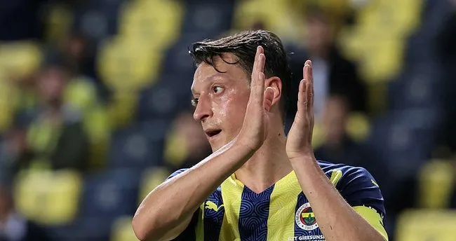 Mesut Özil ve Sosa'dan gençlere destek! O mektup sonrası duygulandılar...