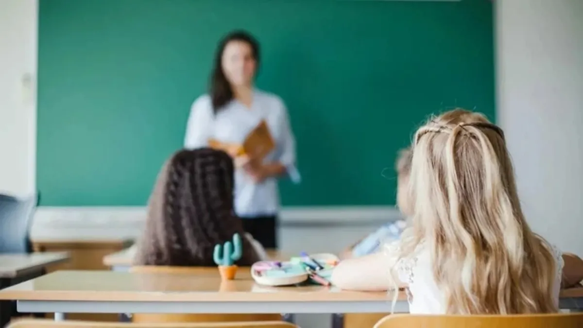 10 bin öğretmen adayı için branş ve kontenjan dağılımı belirlendi 10 bin öğretmen adayı için branş ve kontenjan dağılımı belirlendi