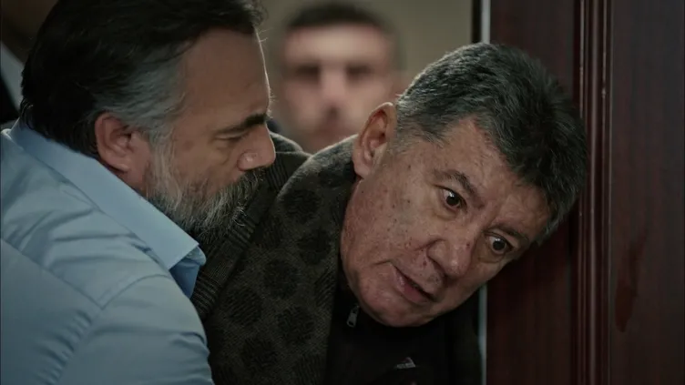 Eşkıya Dünyaya Hükümdar Olmaz'da Ünal Bey öldü mü?