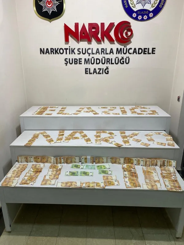 elazigda-uyusturucu-operasyonu-30-kilogramdan-fazla-eroin-ele-gecirildi-1769001753062.jpg