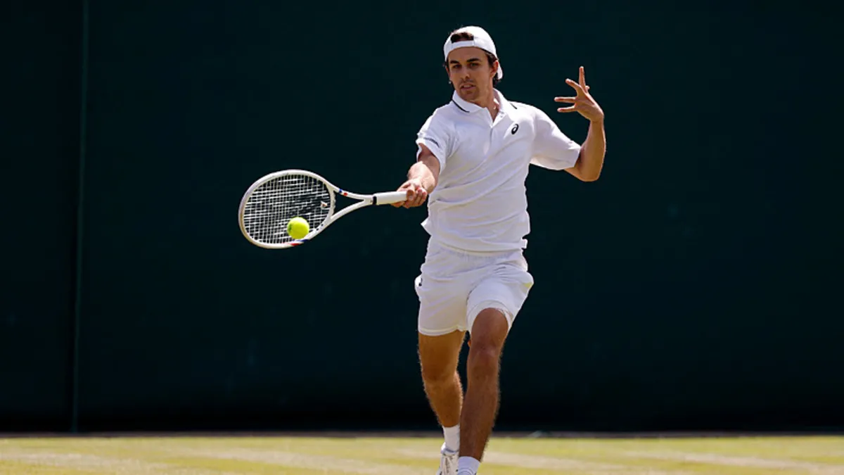 Wimbledon’da Elena Rybakina elenirken Alex de Minaur son 16’da! Wimbledon’da Elena Rybakina elenirken Alex de Minaur son 16’da!