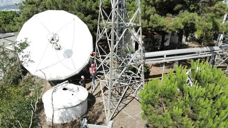 Çamlıca Tepesi’ndeki sökümü devam eden anten vericileri havadan görüntülendi