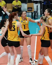 Vakıfbank set vermeden galip!