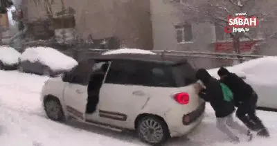 Eyüpsultan’da yollar karla kaplandı! Vatandaşlar zor durumda kaldı! | Video