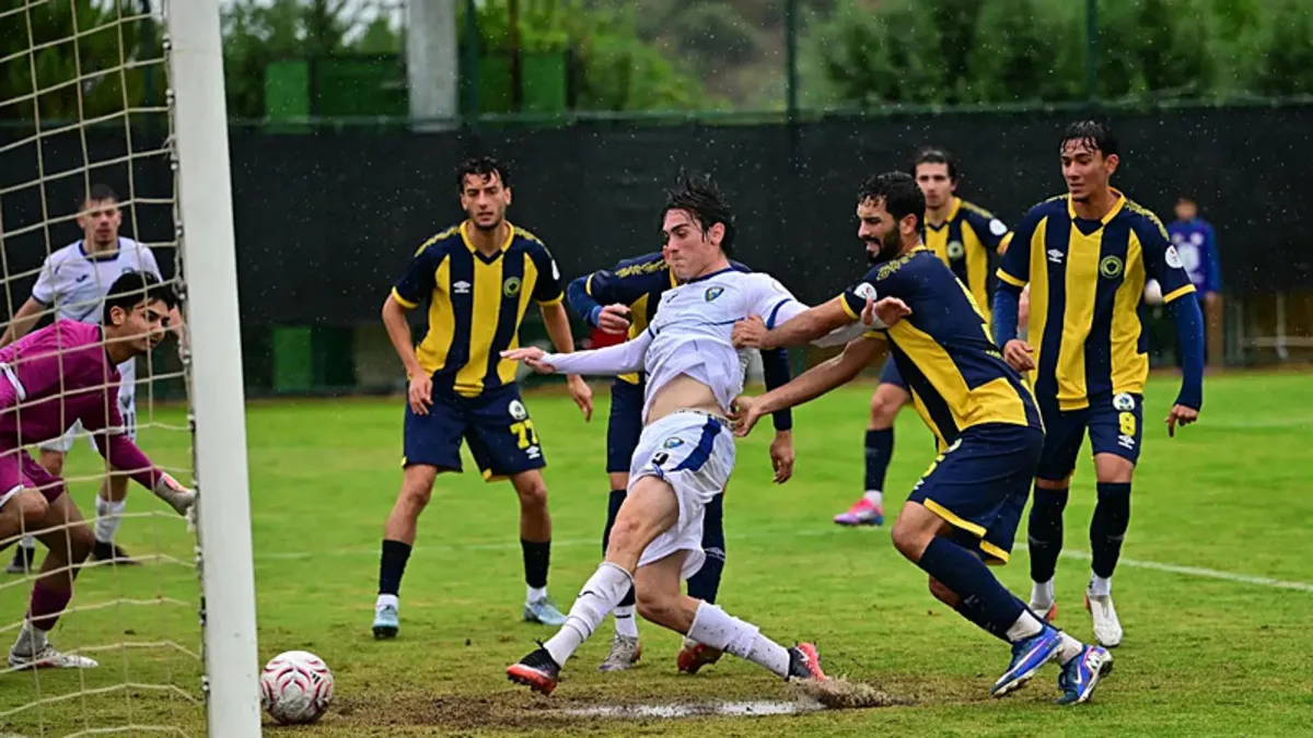 Karacabey Belediyespor, Türkiye Kupası'nda Menemen FK'yı eleyerek tur atladı