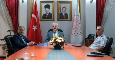 Vali Kılıç açıkladı: 17 düzensiz göçmen sınır dışı #bolu