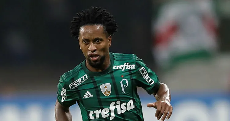 Brezilyalı Ze Roberto futbola veda etti
