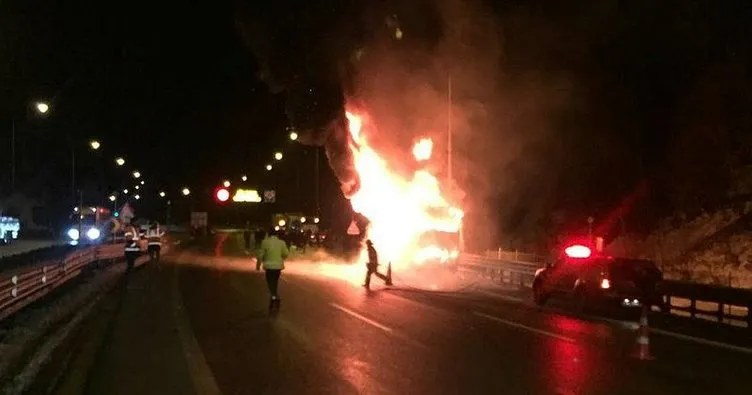TEM Otoyolu’nda otobüs yandı: 32 kişi faciadan son anda kurtuldu