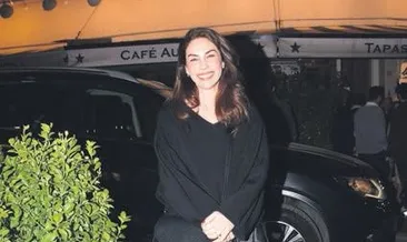 Dümeni tiyatroya çevirdi