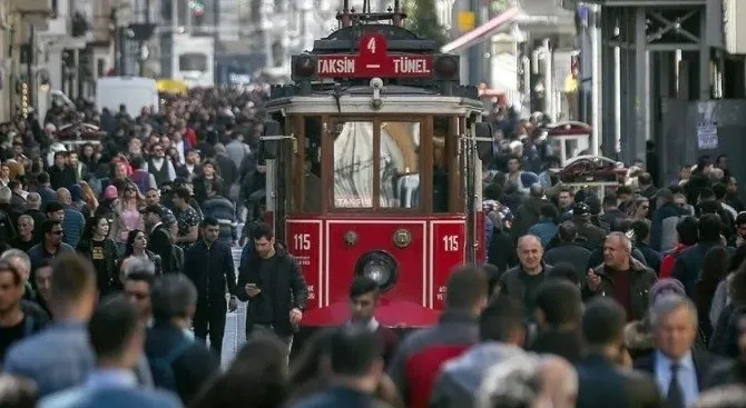 Türkiye’nin en kalabalık ilçeleri belli oldu: İlk sıradaki ilçe 57 şehrin nüfusunu solladı!