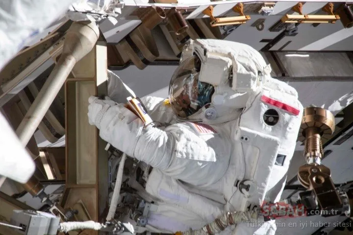 Kadın astronotların kıyafet krizi uzay yürüyüşünü iptal ettirdi!