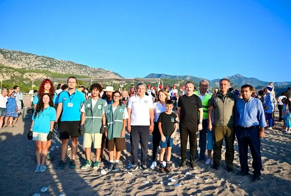 antalyada-caretta-caretta-yavrulari-denizle-bulustu-1784383014908.jpg