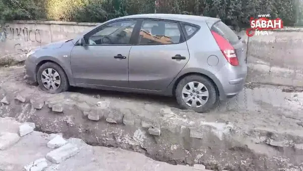 Kırşehir’de trajikomik olay: Otomobil kazı alanında kaldı