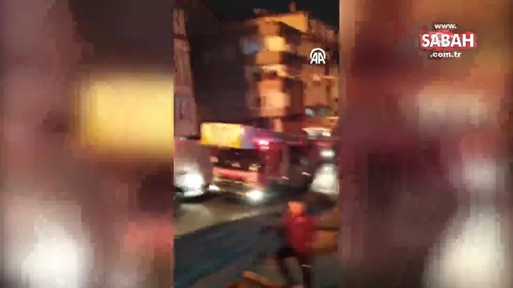 Sultangazi'de doğal gaz patlaması: Bölgeden alevler yükseldi