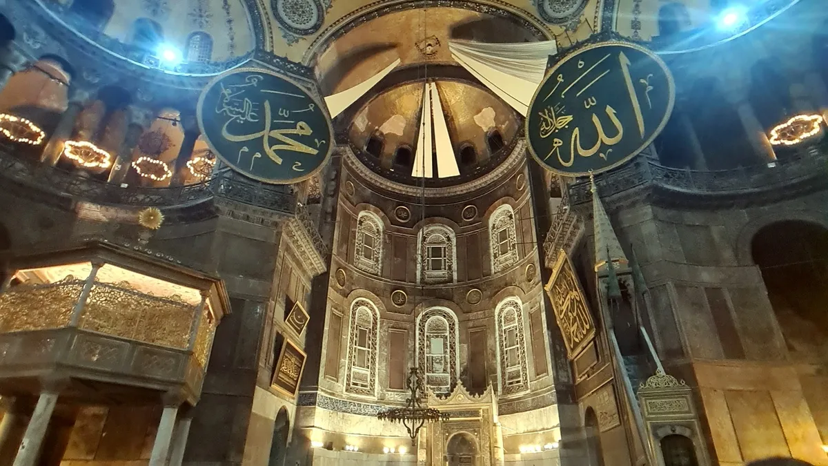 Regaip Kandili’nde vatandaşlar camilere akın etti! Regaip Kandili’nde vatandaşlar camilere akın etti!