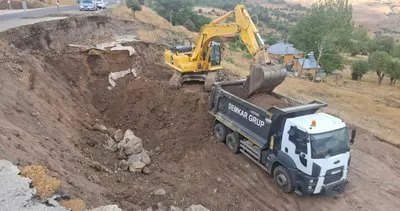 Tunceli’de heyelan nedeniyle çöken yolda çalışma başlatıldı #tunceli